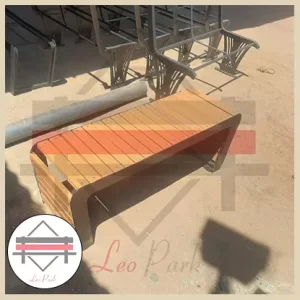 نیمکت چوبی پارک